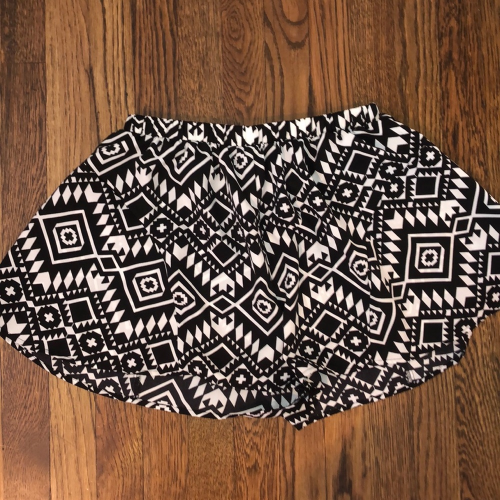 Flowy shorts